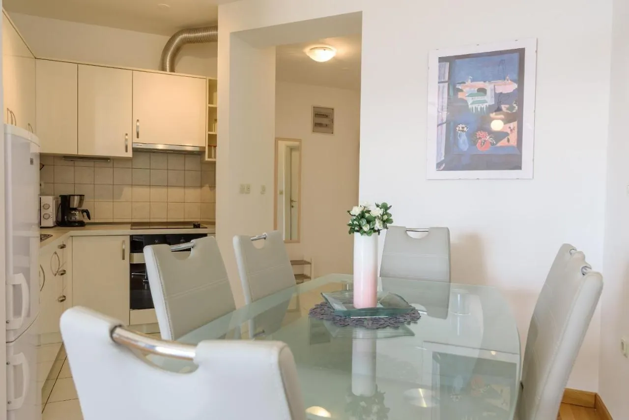 Apartment Marijana Trogir